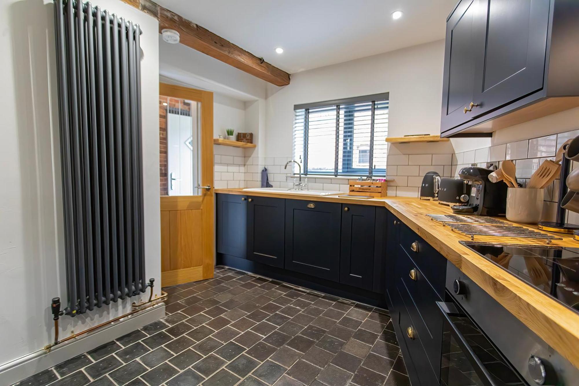 Stunning Ashbourne Town Centre Cottage Near Alton Towers Peak District Derbyshire Extérieur photo
